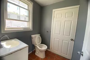 81 Pilgrim Ave, Worcester, MA 01604 - Photo 13