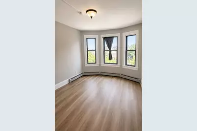50 1/2 Common #8, Lawrence, MA 01841 - Photo 1