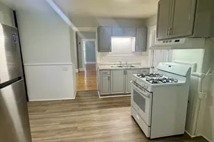 39 Perry Ave, Stoughton, MA 02072 - Photo 7