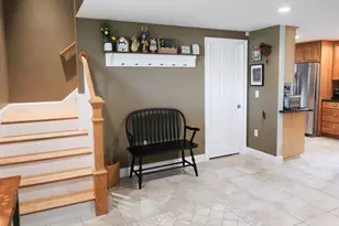 129 Burley St, Danvers, MA 01923 - Photo 9