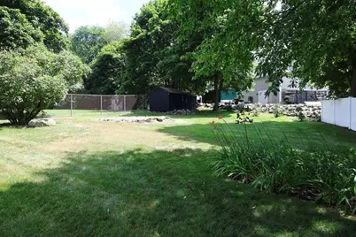 129 Burley St, Danvers, MA 01923 - Photo 27