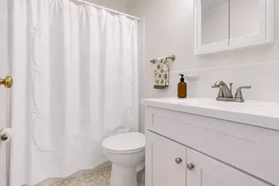 197 Calumet St #4, Boston, MA 02120 - Photo 5