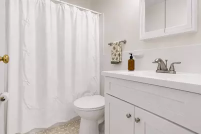 197 Calumet St #4, Boston, MA 02120 - Photo 5