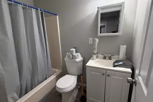 174 Locust St, Springfield, MA 01108 - Photo 21