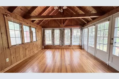 4 Mossdale Rd, Boston, MA 02130 - Photo 11