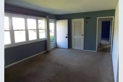 4 South Richard St, Milford, MA 01757 - Photo 3