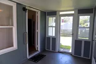 4 S Richard St, Milford, MA 01757 - Photo 23