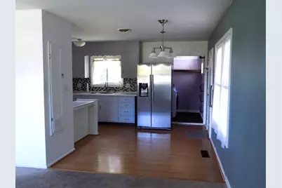 4 South Richard St, Milford, MA 01757 - Photo 5