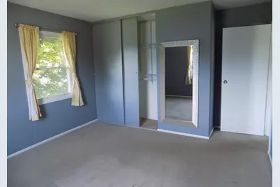 4 South Richard St, Milford, MA 01757 - Photo 13
