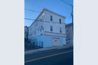 351-353 Lawrence St #4, Lowell, MA 01852 - Photo 1