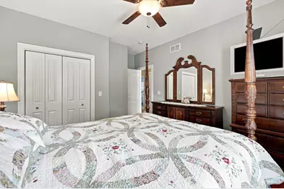 154 Mayflower Ave, Chicopee, MA 01013 - Photo 19