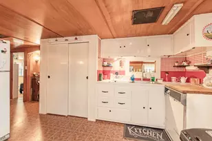 19 Carver St, Whitman, MA 02382 - Photo 9