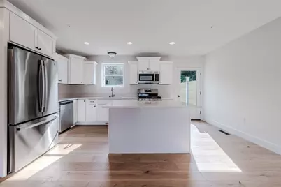 112 Genest St #16, Dracut, MA 01826 - Photo 3