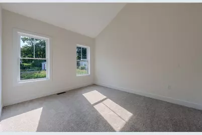 112 Genest St #16, Dracut, MA 01826 - Photo 13