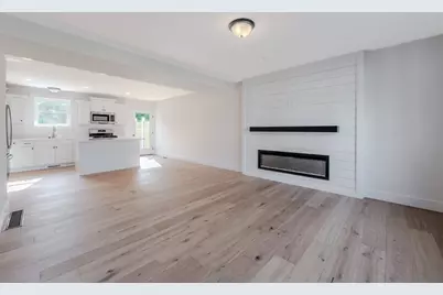 112 Genest St #16, Dracut, MA 01826 - Photo 7