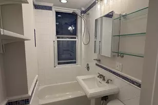 186 Commonwealth Ave, Boston, MA 02116 - Photo 9