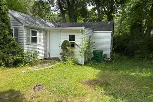 42 Olive St, Ashland, MA 01721 - Photo 1