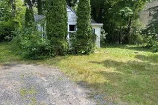 42 Olive St, Ashland, MA 01721 - Photo 3