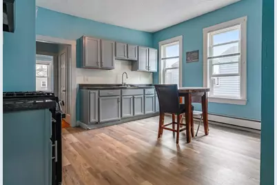 29 Wildwood St, Boston, MA 02124 - Photo 3