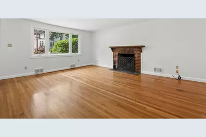 70 Botsford Rd, Newton, MA 02467 - Photo 7