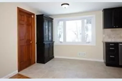 70 Botsford Rd, Newton, MA 02467 - Photo 11