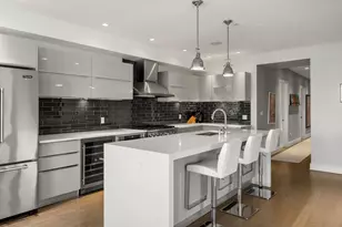 407 W 1st, Boston, MA 02127 - Photo 3