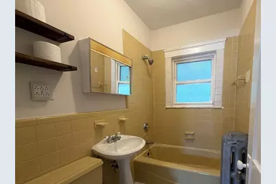 61 Westchester Rd #61, Newton, MA 02458 - Photo 9