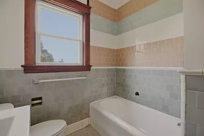 345 Sprague St, Fall River, MA 02724 - Photo 15