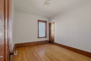 345 Sprague St, Fall River, MA 02724 - Photo 7