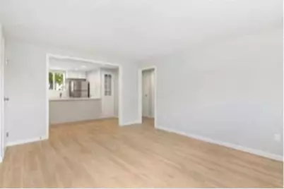 112 W. Emerson #5, Melrose, MA 02176 - Photo 5