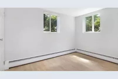 112 W. Emerson #5, Melrose, MA 02176 - Photo 9