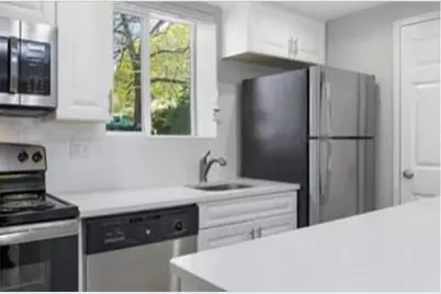 112 W. Emerson #5, Melrose, MA 02176 - Photo 3