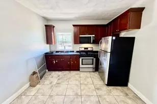 104 Bow, Everett, MA 02149 - Photo 13