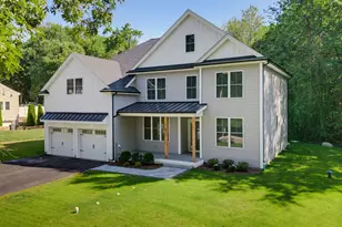 457 Walnut St, Shrewsbury, MA 01545 - Photo 1