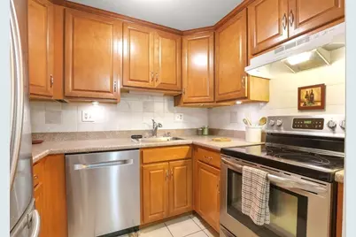 108 Norton Ave #17, Easton, MA 02334 - Photo 9