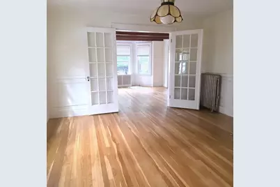 27 Oakley Rd #1fl, Watertown, MA 02472 - Photo 3