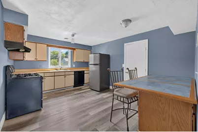 50 Clark St #12, Fall River, MA 02720 - Photo 11