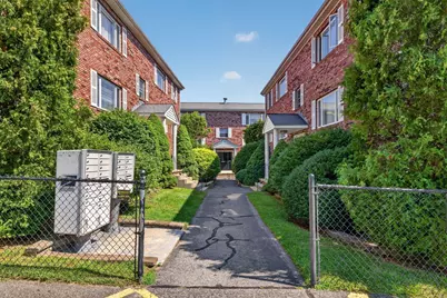 50 Clark St #12, Fall River, MA 02720 - Photo 3