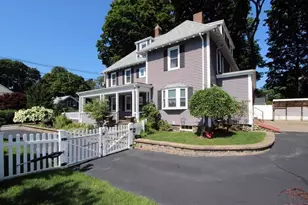 35 Peirce St, Middleborough, MA 02346 - Photo 1