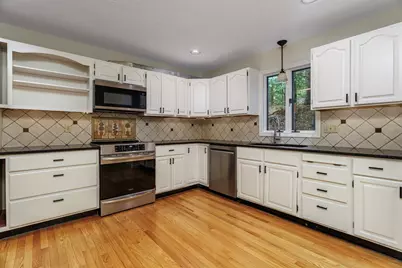 3 Sargent Rd, Bolton, MA 01740 - Photo 9