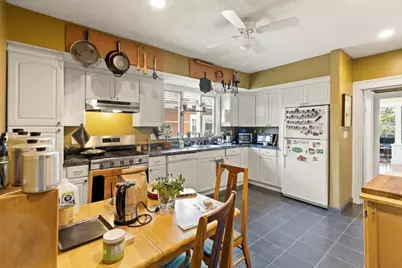 110 W Adams St, Somerville, MA 02144 - Photo 23