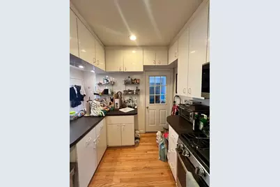37 Sherman #B, Cambridge, MA 02138 - Photo 3