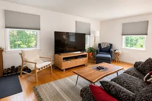 62 Laurel St, Greenfield, MA 01301 - Photo 7