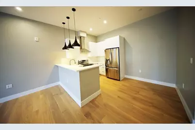 60 Cross St E #109, Somerville, MA 02145 - Photo 3