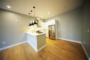 60 Cross St E, Somerville, MA 02145 - Photo 3
