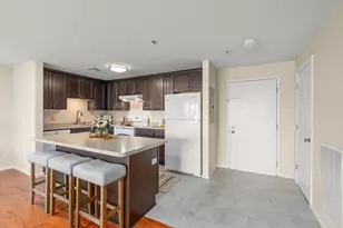 38 Dunham Rd, Beverly, MA 01915 - Photo 7