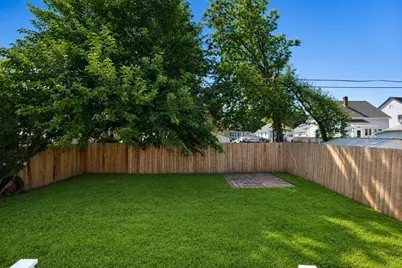 119 Littleton St, Springfield, MA 01104 - Photo 3