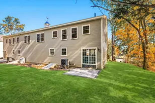 27 Union St Ext, Merrimac, MA 01860 - Photo 3