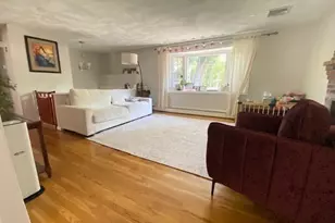 64 Haverhill St, Reading, MA 01867 - Photo 3