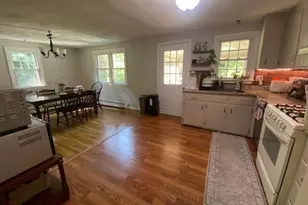 64 Haverhill St, Reading, MA 01867 - Photo 7